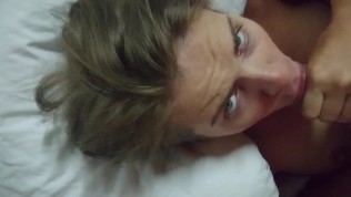 Quick morning blowjob