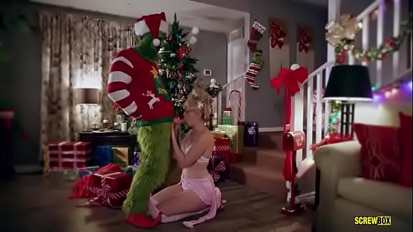 ScrewBox – The Grinch Fucks Cindy’s Tight Pussy On Her Couch