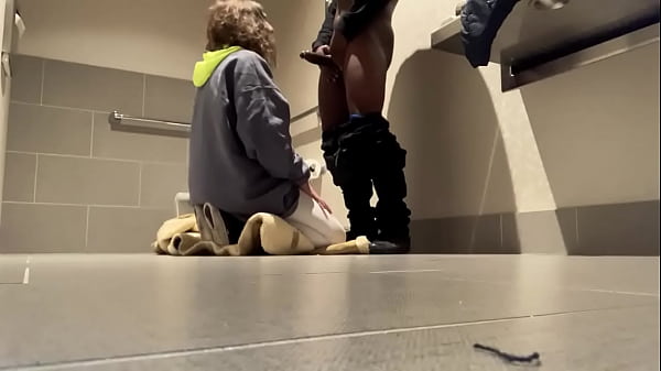 Open wide she loses a bet so I got her throat this isn’t the first time she’s done this